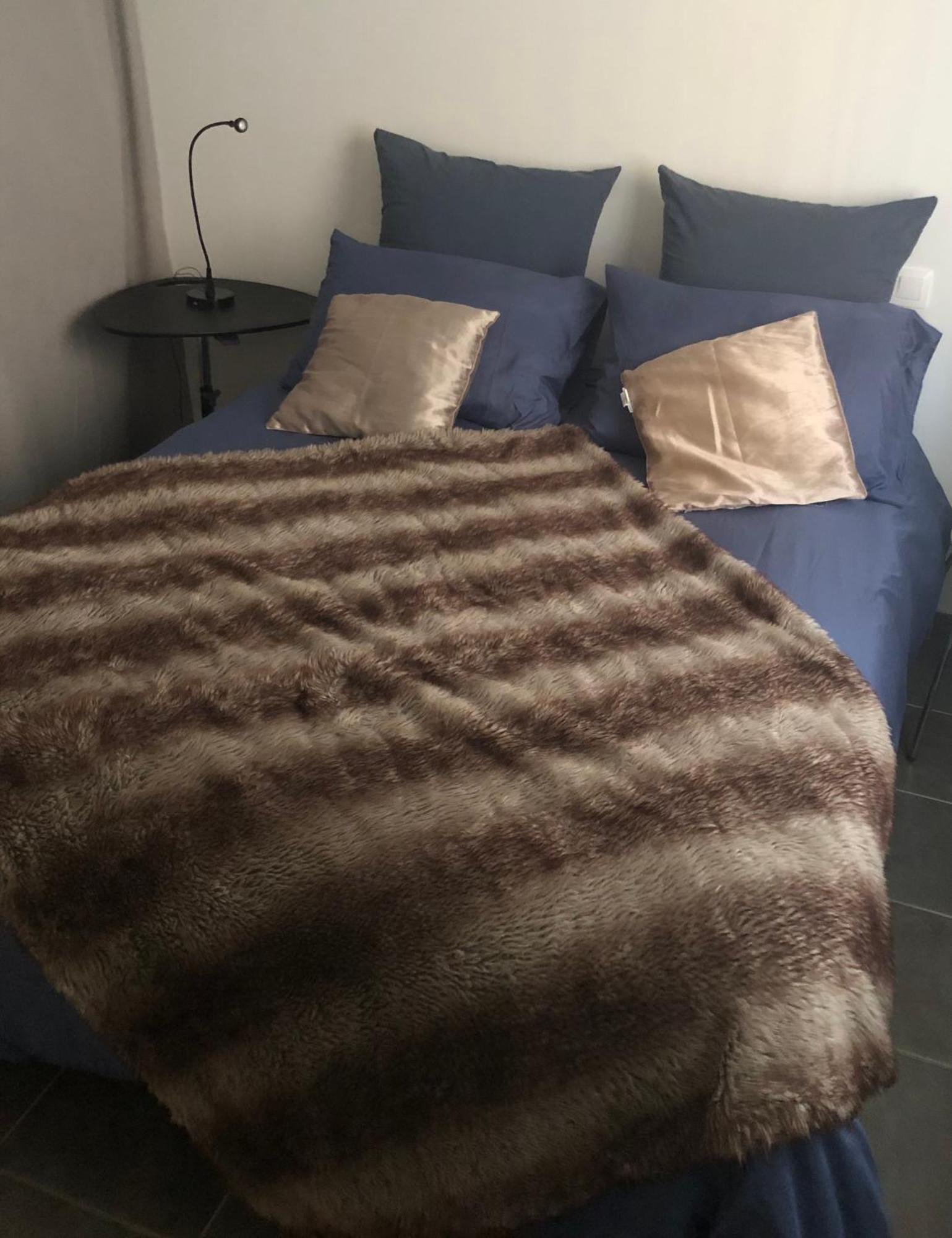 Anne Sophie Chez Lhabitant Homestay